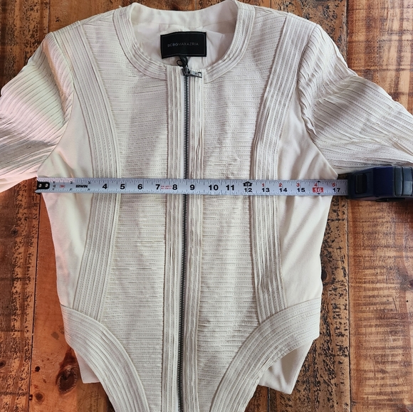 🔥HOST PICK💥BCBG MAXAZRIA vest for women - Picture 11 of 17